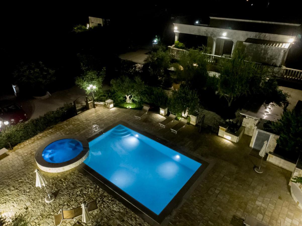 Appartamento Gardenia In Villa Mariella Ostuni Exterior foto